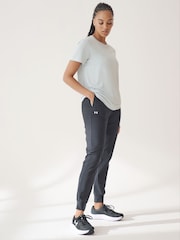 Under Armour gewebte Sport-Jogginghose mit hohem Bund - Bild 2 von 6