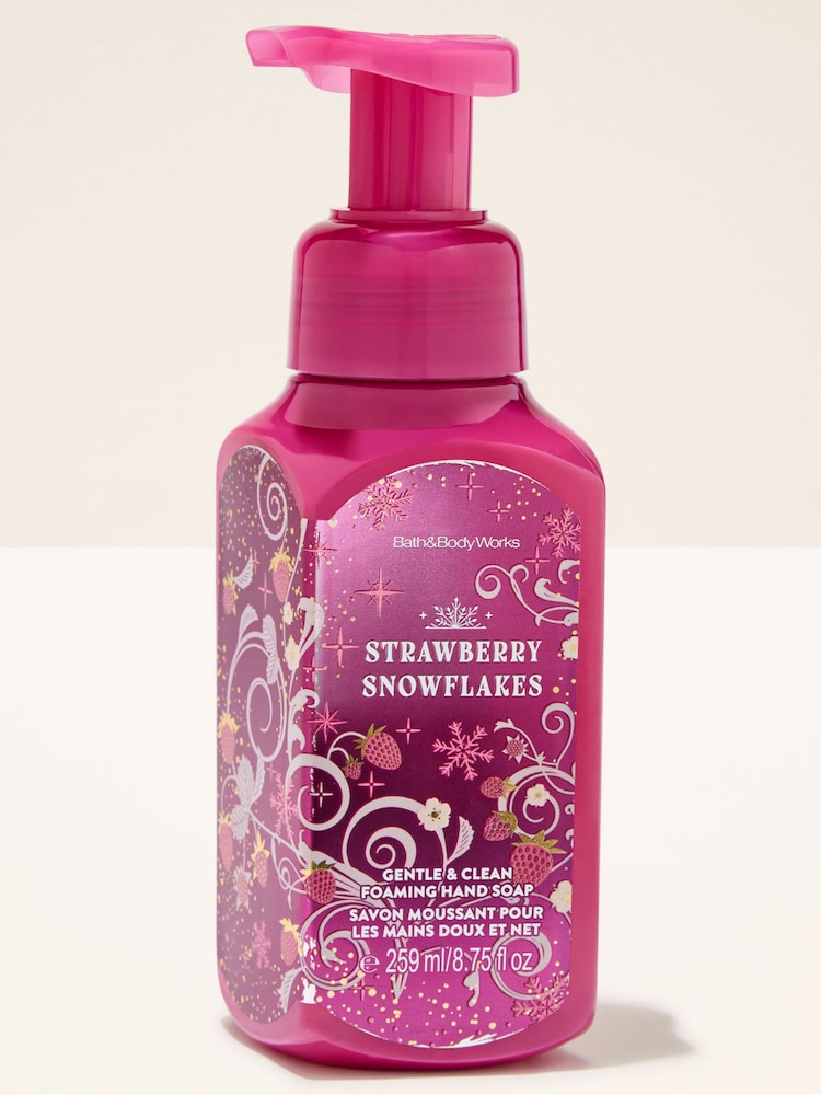 Bath & Body Works Strawberry Snowflakes Gentle & Clean Foaming Hand Soap 259ml - Image 1 of 2 Bath & Body Works Strawberry Snowflakes Gentle & Clean Foaming Hand Soap 259ml - Image 1 of 2