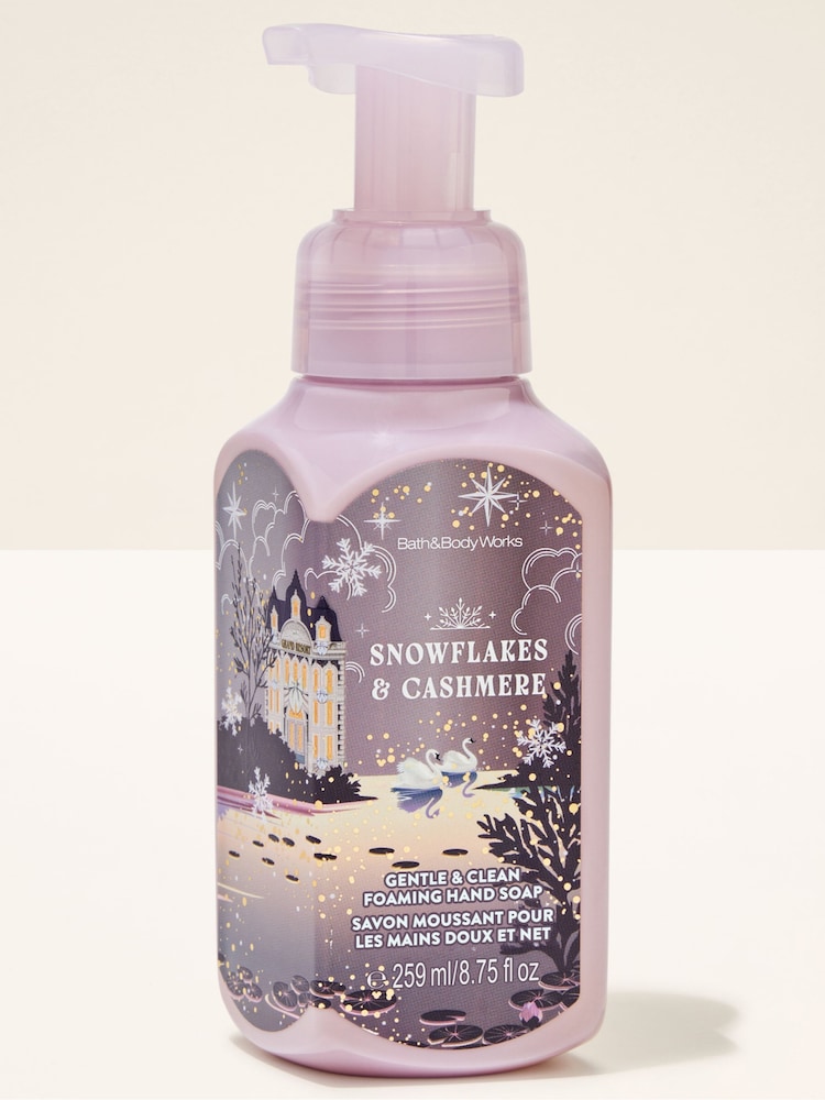 Bath & Body Works Snowflakes and Cashmere Gentle & Clean Foaming Hand Soap 259ml - Image 1 of 2 Bath & Body Works Snowflakes and Cashmere Gentle & Clean Foaming Hand Soap 259ml - Image 1 of 2
