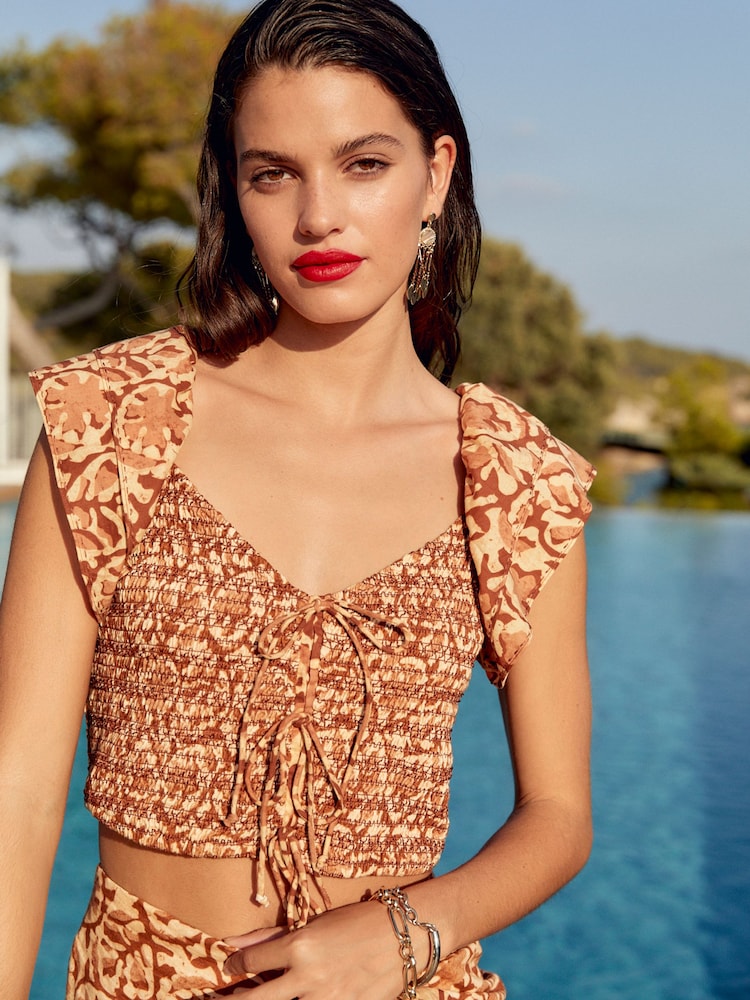 Braun mit Blumenmuster - Vorne geschnürte Bluse mit Puffärmeln - Bild 2 von 6