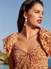 Braun mit Blumenmuster - Vorne geschnürte Bluse mit Puffärmeln - Bild 4 von 6