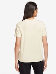 Nike Cream Sportswear Club Essentials 100% Cotton T-Shirt - Image 2 of 5