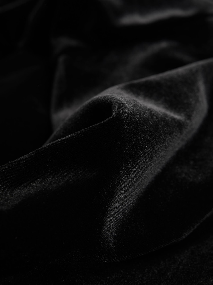 Schwarz - Florere Samt-Midikleid - Bild 5 von 5 Schwarz - Florere Samt-Midikleid - Bild 5 von 5