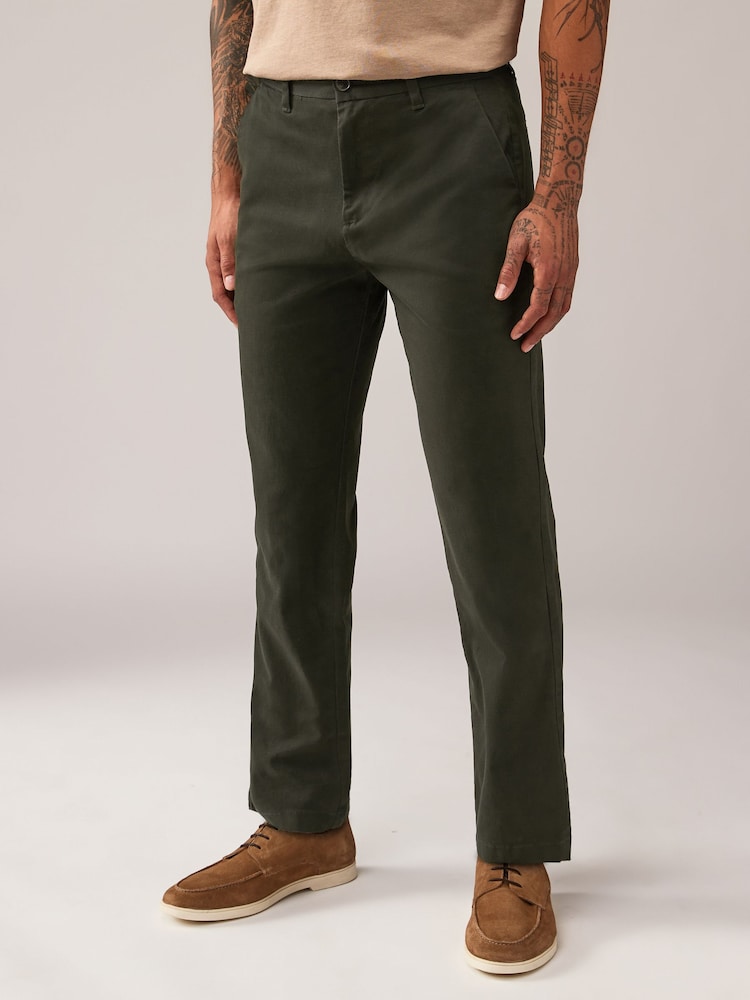 Grün/Khaki - Gerade Passform - Weiche, bedruckte Chinohose mit Stretch - Bild 1 von 11 Grün/Khaki - Gerade Passform - Weiche, bedruckte Chinohose mit Stretch - Bild 1 von 11