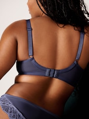 White/Navy Blue/Soft Blue DD+ Non Pad Full Cup Bras 3 Pack with Side Support - Image 4 of 6