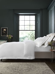 White Collection Luxe 1000 Thread Count 100% Cotton Sateen Oxford Luxury Duvet Cover and Pillowcase Set - Image 1 of 5