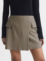 Reiss Black/Camel Ella Wool Dogtooth Mini Skirt - Image 1 of 4