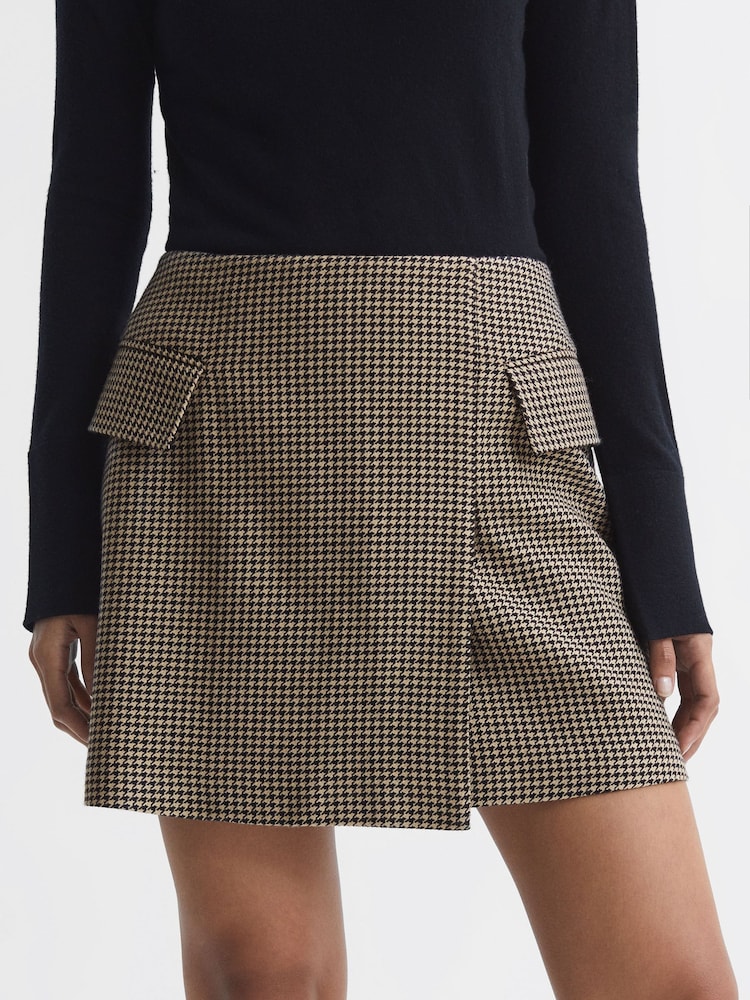 Reiss Black/Camel Ella Wool Dogtooth Mini Skirt - Image 1 of 4