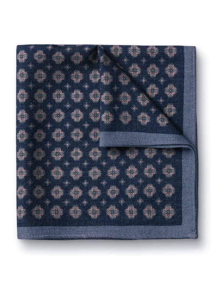 Azul oscuro - Pañuelo de bolsillo de seda con estampado de cachemira de Charles Tyrwhitt - Imagen 1 de 3 Azul oscuro - Pañuelo de bolsillo de seda con estampado de cachemira de Charles Tyrwhitt - Imagen 1 de 3