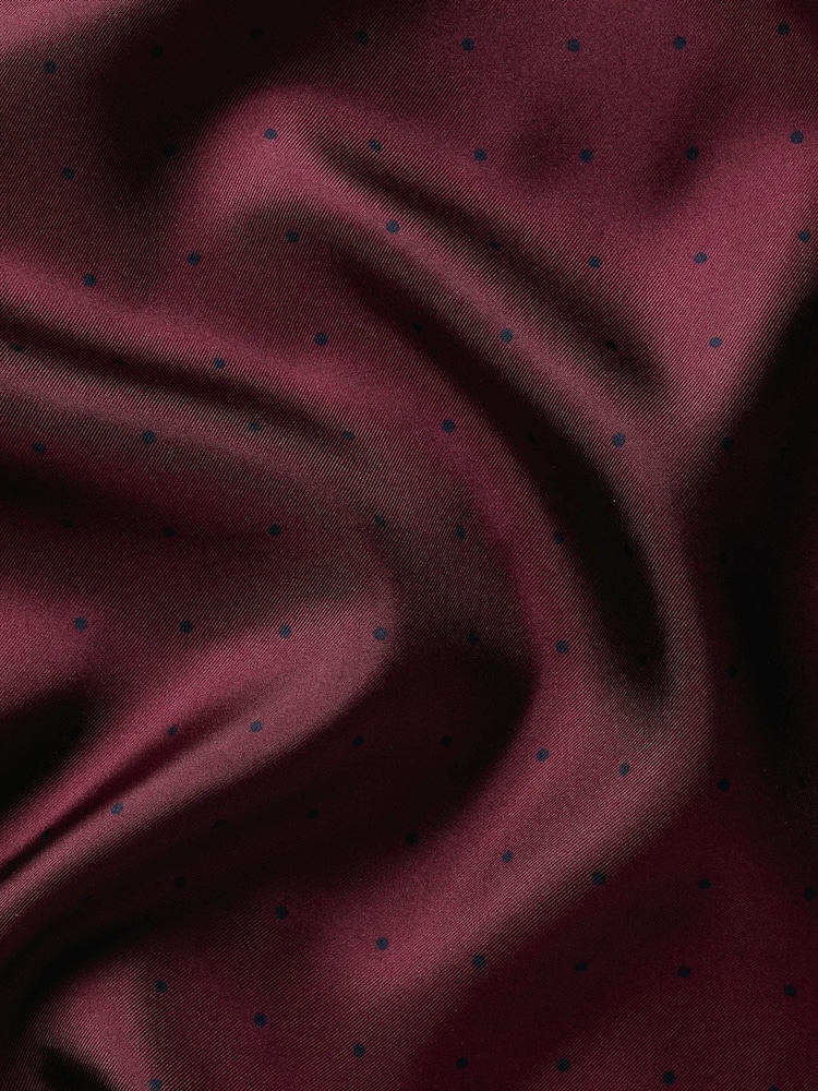 Charles Tyrwhitt Wine Red Spot Silk Pocket Square Handkerchief - Image 2 of 3 Charles Tyrwhitt Wine Red Spot Silk Pocket Square Handkerchief - Image 2 of 3
