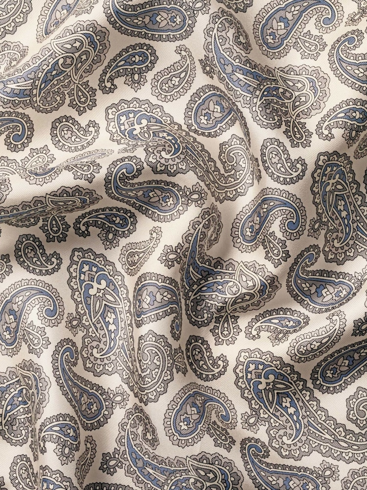 Charles Tyrwhitt Natural Spot Silk Pocket Square Handkerchief - Image 3 of 3 Charles Tyrwhitt Natural Spot Silk Pocket Square Handkerchief - Image 3 of 3
