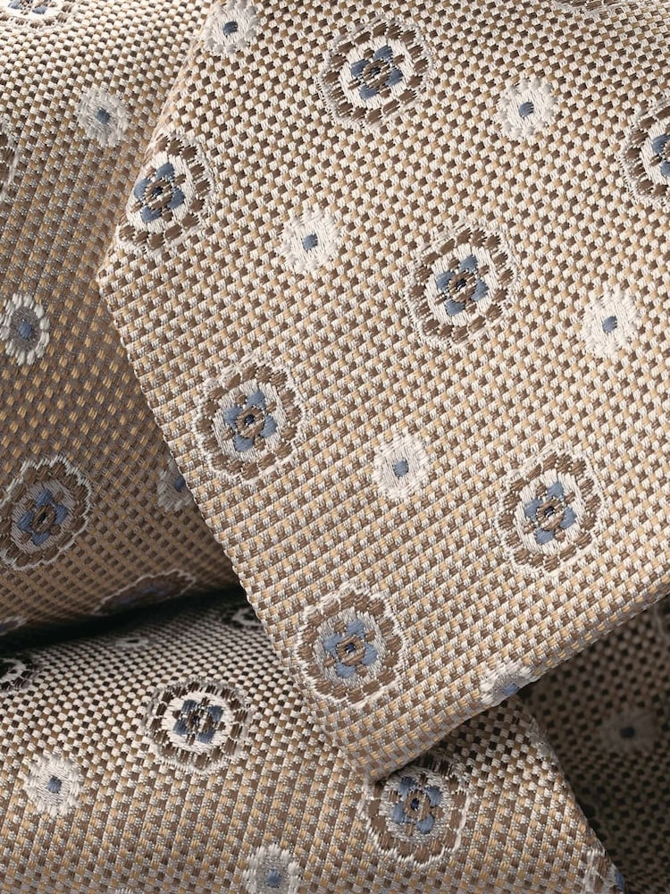 Charles Tyrwhitt Natural Stone Medallion Silk Tie - Image 3 of 3