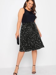Yours Curve Black London Sequin Velvet Skater Skirt - Image 2 of 4