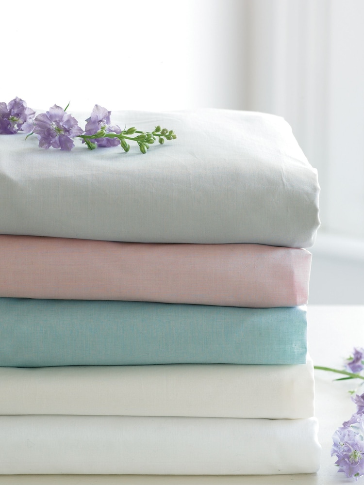 Laura Ashley Cream 200 Thread Count 100% Cotton Fitted Sheet - Image 3 of 3