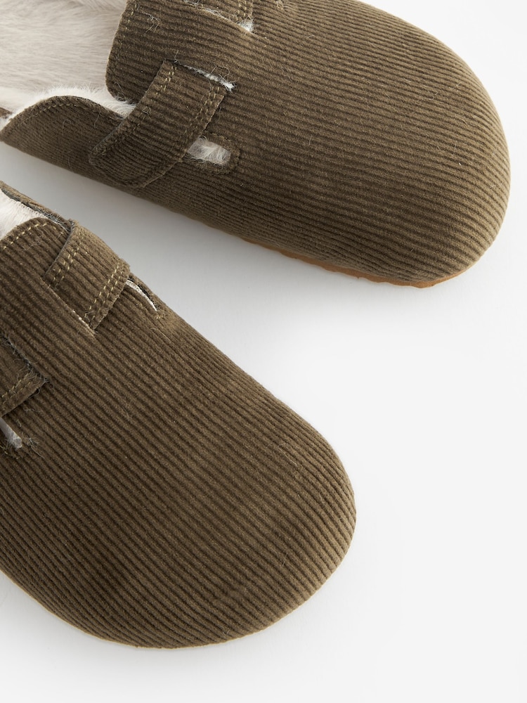 Khakigrün - Warm gefütterter Pantoffel-Clog mit Korkfußbett - Bild 5 von 5 Khakigrün - Warm gefütterter Pantoffel-Clog mit Korkfußbett - Bild 5 von 5