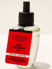 Bath & Body Works Cosy Christmas Wallflowers Fragrance Refill 24ml - Image 1 of 2