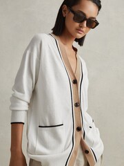 Reiss Carly Strickjacke aus Wollmischung mit Kontrastborte - Bild 3 von 6