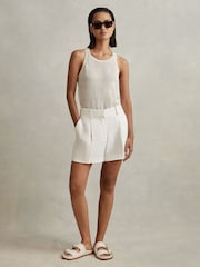Reiss White Lori Viscose-Linen Front Pleat Suit Shorts - Image 4 of 6