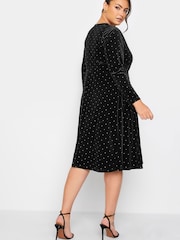 Yours Curve Black London Stud Velvet Wrap Dress - Image 2 of 4