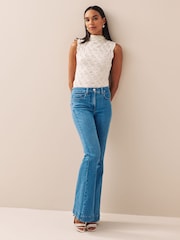 Denim - Lift Style And Shape Schlagjeans in mittlerer Waschung - Bild 3 von 6