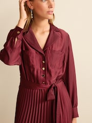 Beerenrot - Langärmeliges, plissiertes Midikleid - Bild 4 von 6