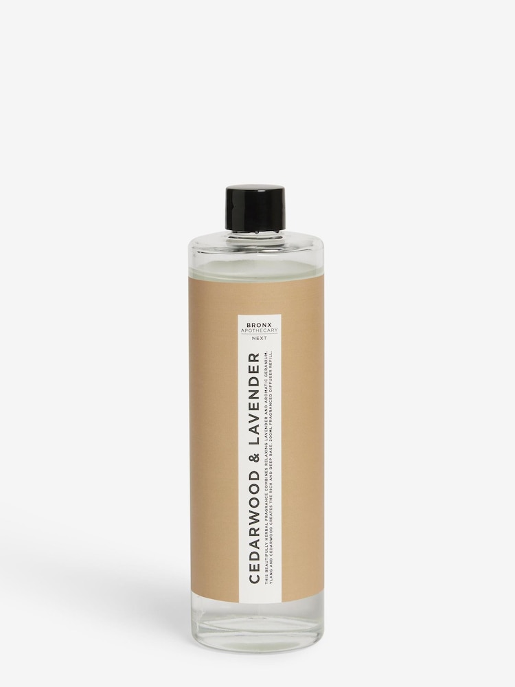 Bronx Cedarwood and Lavender 200ml Fragranced Reed Diffuser Refill - Image 4 of 4