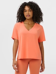 Sweaty Betty Orange Soft Flow Studio V-Neck T-Shirt - Image 4 of 6