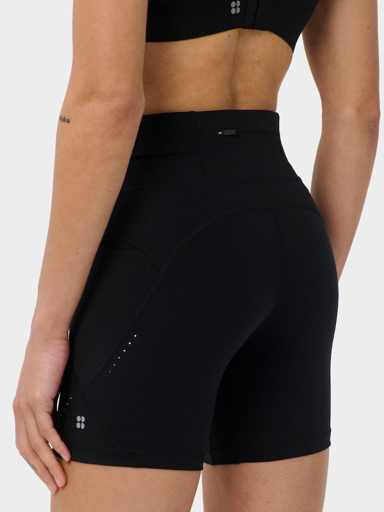 Sweaty Betty Black Runner's High 6" Shorts - Image 2 of 8 Sweaty Betty Black Runner's High 6" Shorts - Image 2 of 8