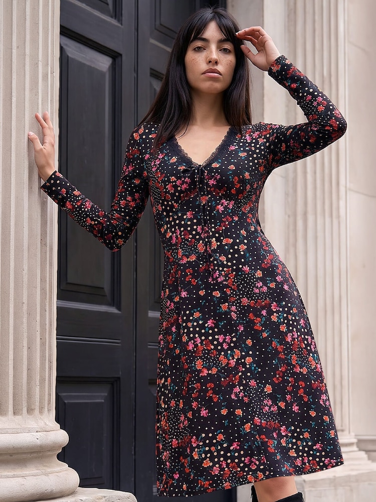 Roman Black Petite Floral Lace Dress - Image 1 of 4 Roman Black Petite Floral Lace Dress - Image 1 of 4