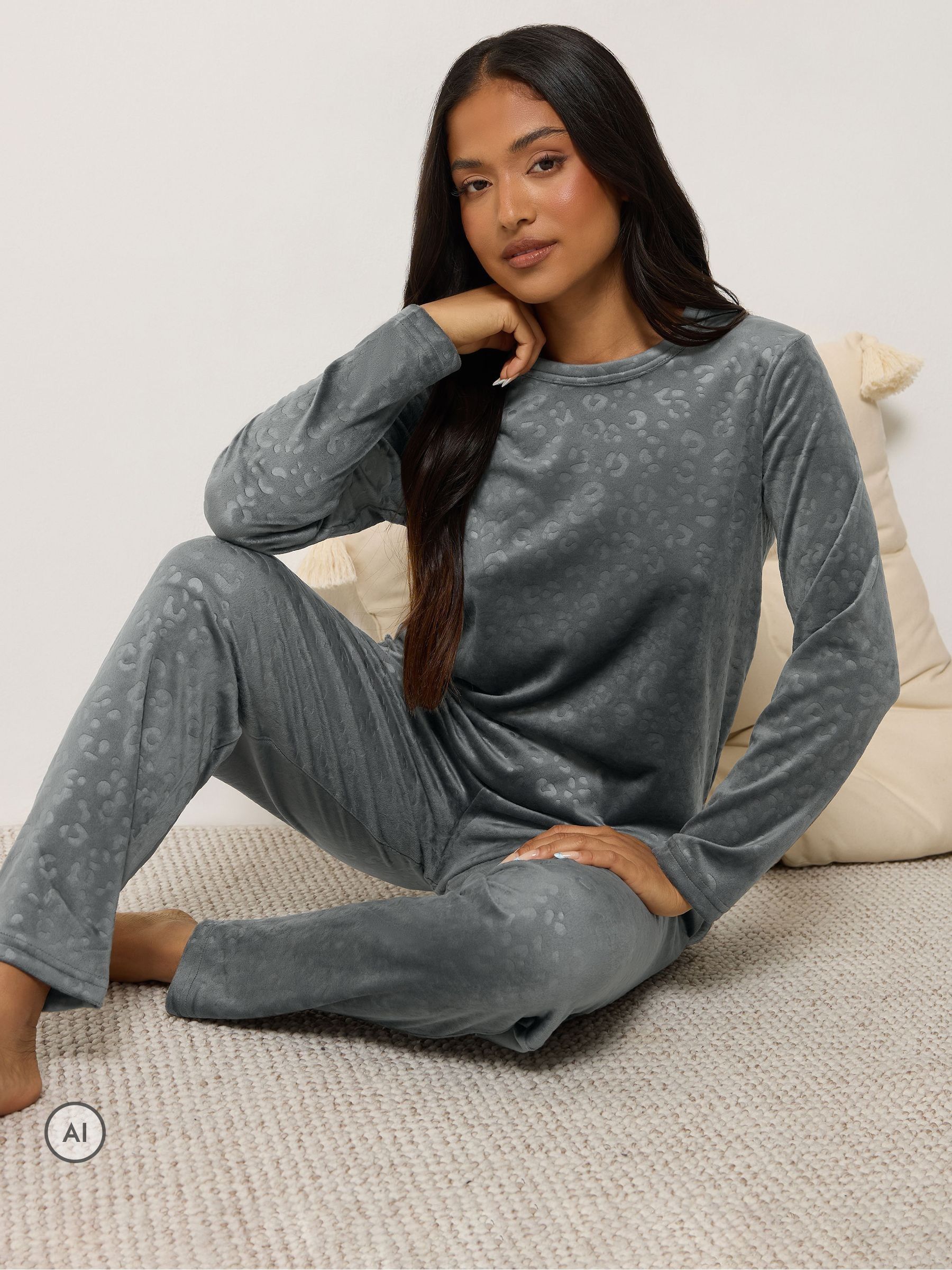 Pixiegirl Women's Dark Grey Petite Animal Print Super Luxe Pyjama Set In | Size: 16/18 - Image 2