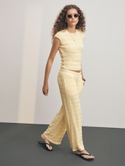 Jaune - Pantalon texturé coupe large - Image 1 de 3