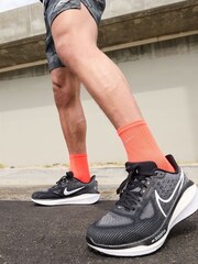 Nike Black/ White Vomero 17 Road Running Trainers - Image 14 of 14