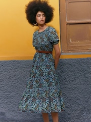 Apricot Green Ditsy Spray Smock Short Sleeve Midi Dress - Image 2 of 4