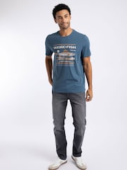 أزرق - Weird Fish Big Fish Front Print Graphic T-Shirt - صورة 3 من 6