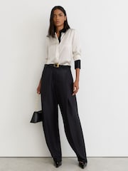 Reiss Ivory/Black Ameira Silk-Satin Tipped Concealed-Placket Shirt - Image 3 of 5