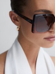 Missoni Eyewear Oversized Square Sunglasses - Image 4 of 4