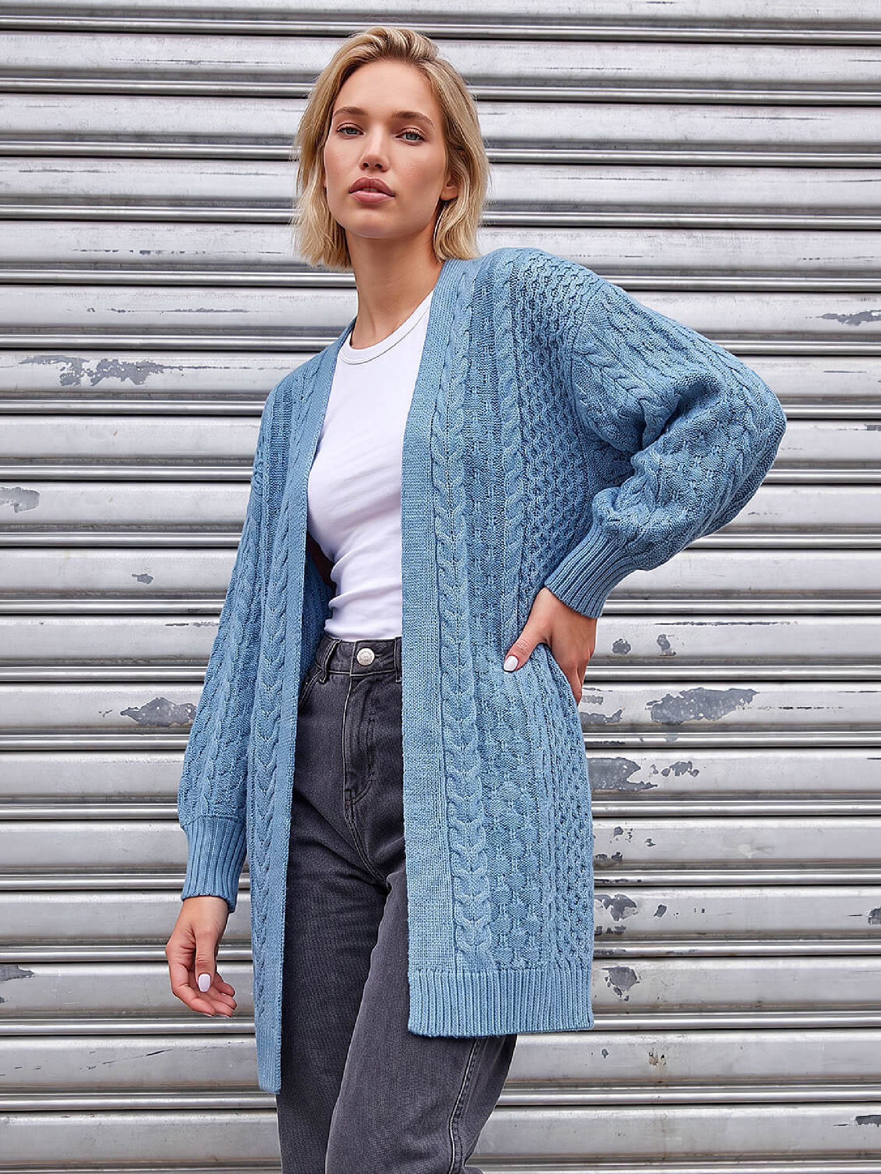Roman Women's Blue Chunky Cable Cardigan Size 20 - Image 2