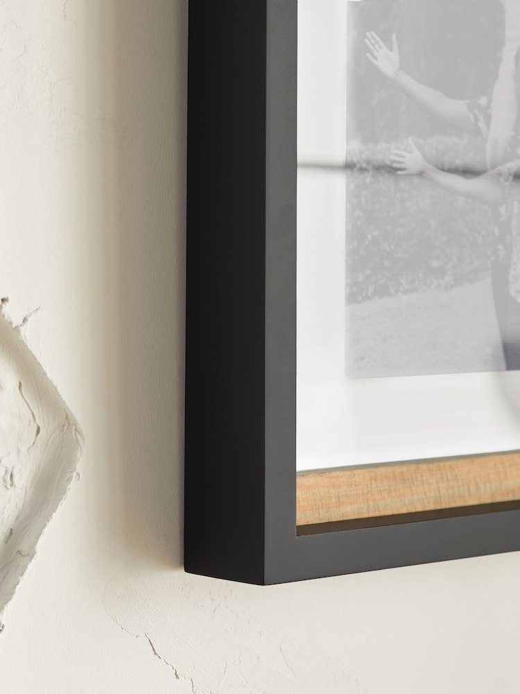 Wood Bronx 30x30cm Floating 30X30 Photo Frame - Image 2 of 5 Wood Bronx 30x30cm Floating 30X30 Photo Frame - Image 2 of 5