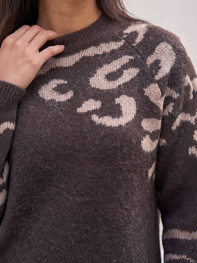 Roman Brown Petite Animal Jumper - Image 4 of 4 Roman Brown Petite Animal Jumper - Image 4 of 4