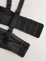 Black/White A-E Light Pad Strapless Multiway Bras 2 Pack - Image 11 of 11