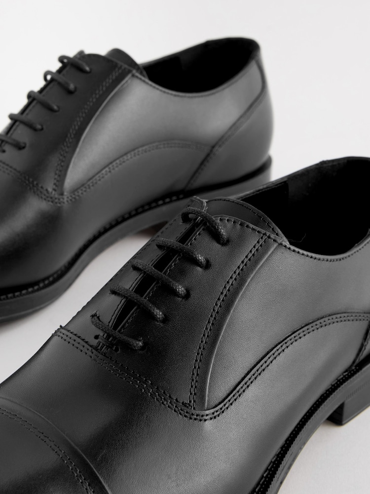 Black Standard Fit Leather Oxford Toecap Shoes - Image 5 of 7