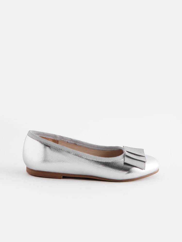 Silver Metallic Bow Occasion Ballerinas Shoes - Image 2 of 5