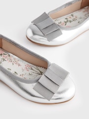 Silver Metallic Bow Occasion Ballerinas Shoes - Image 4 of 5