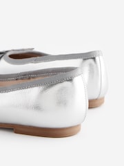 Silver Metallic Bow Occasion Ballerinas Shoes - Image 5 of 5