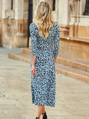 Sosandar Blue Mark Print Sweetheart Neck Midi Dress - Image 2 of 5