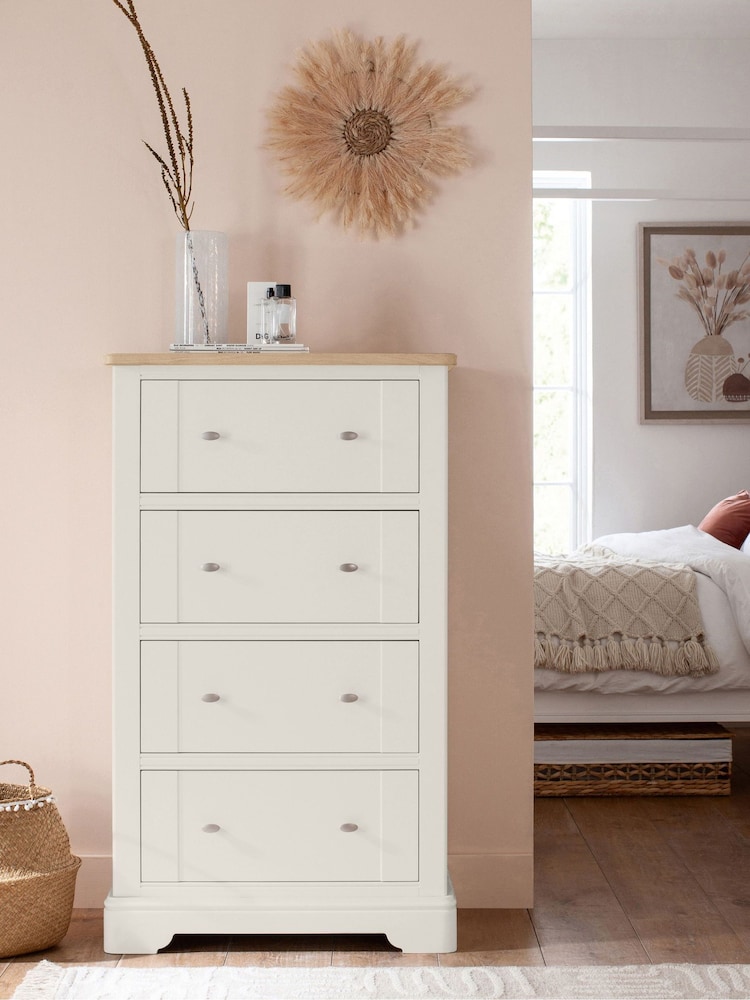 Chalk White Hampton Painted Oak Collection 4 Drawer Chest Of Drawers - Image 1 of 6