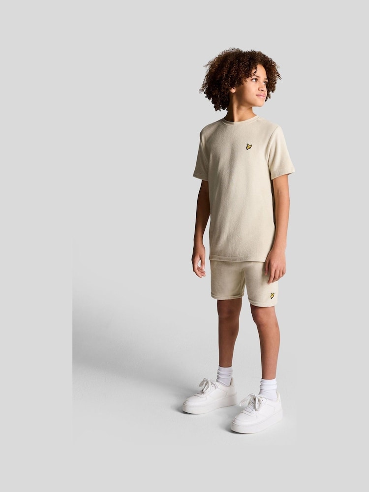 Бежевый - Махровые шорты для мальчиков Lyle & Scott - Изображение 2 из 3 Бежевый - Махровые шорты для мальчиков Lyle & Scott - Изображение 2 из 3