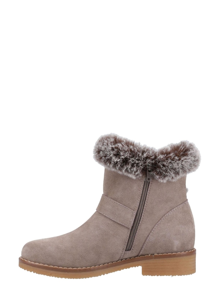 rjava - Hush Puppies Hannah črni škornji - Slika 2 iz 5 rjava - Hush Puppies Hannah črni škornji - Slika 2 iz 5