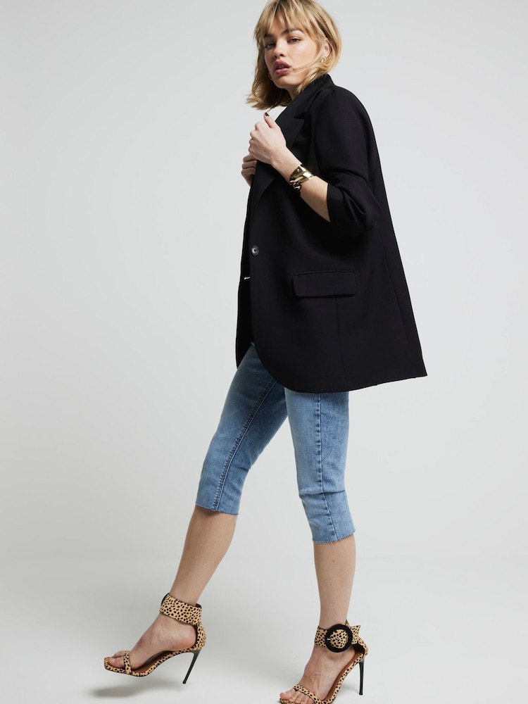 River Island Black Relaxed Fit Roll Sleeve Blazer - Image 2 of 5 River Island Black Relaxed Fit Roll Sleeve Blazer - Image 2 of 5