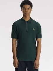 قميص بولو كريب بيكيه من Fred Perry - صورة 1 من 5